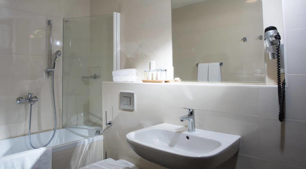 Maistra Select Srebreno Premium Apartments ภายนอก รูปภาพ