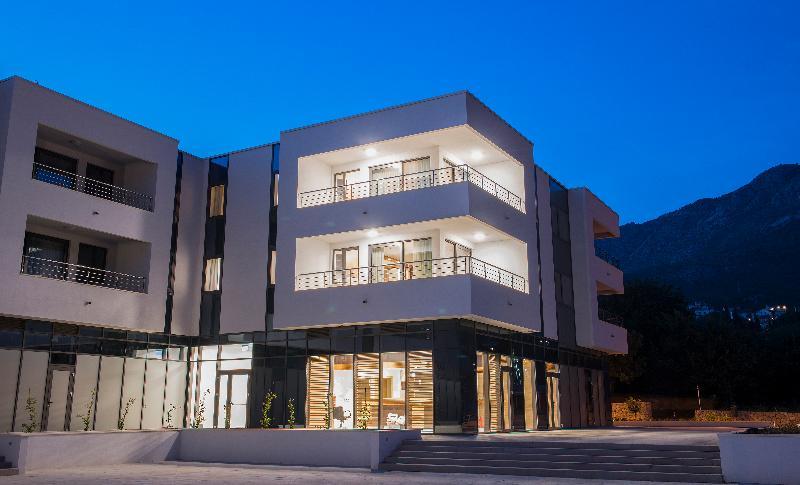 Maistra Select Srebreno Premium Apartments ภายนอก รูปภาพ
